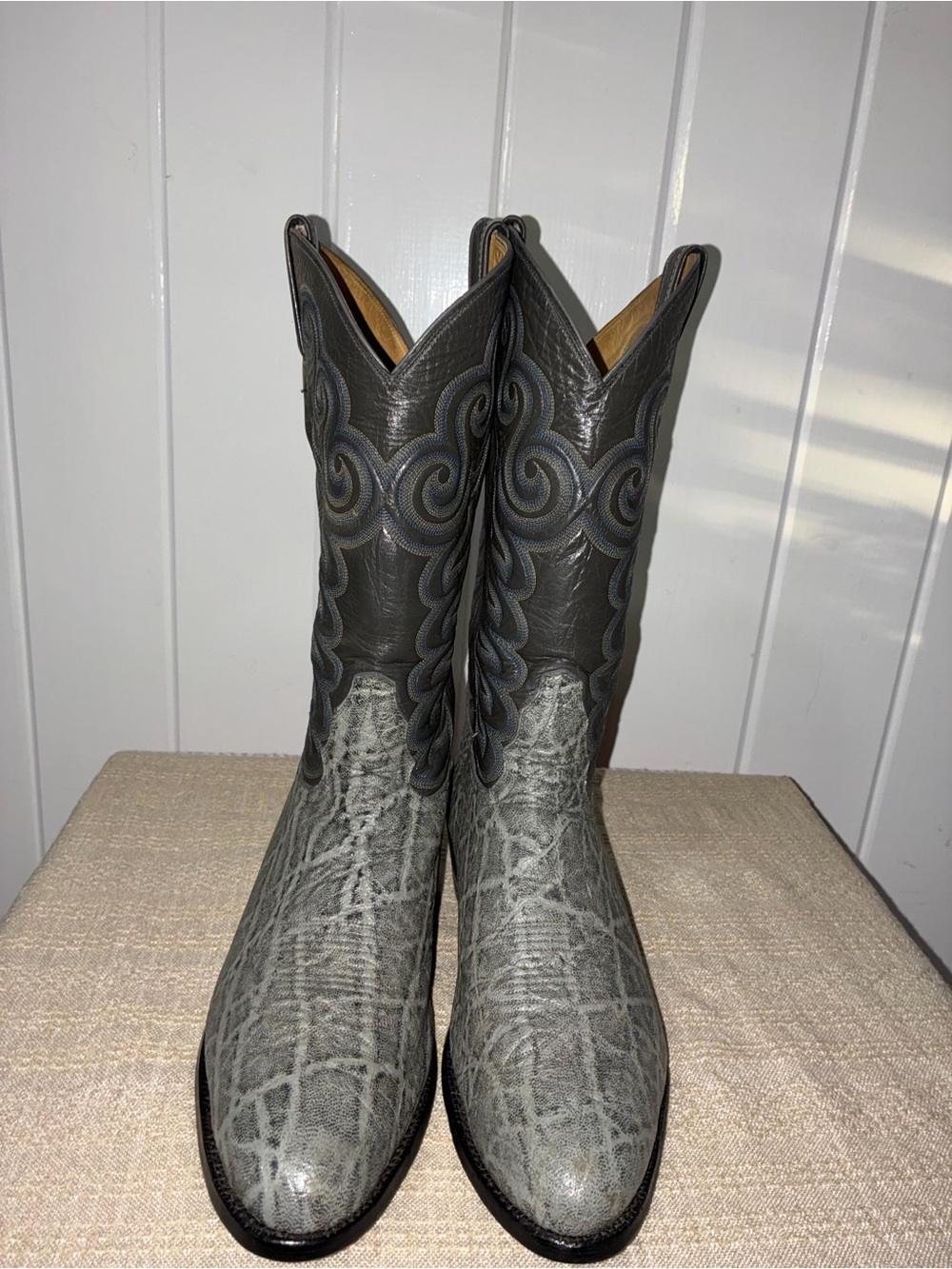Tony Lama Gray Elephant Print Cowboy Boots 10EEEE also fits 10.5EE